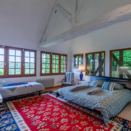 Fleurs De Mai Heated Pool Playgrounds View *