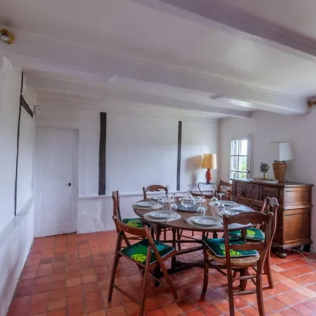 Fleurs De Mai Heated Pool Playgrounds View Casa de Férias