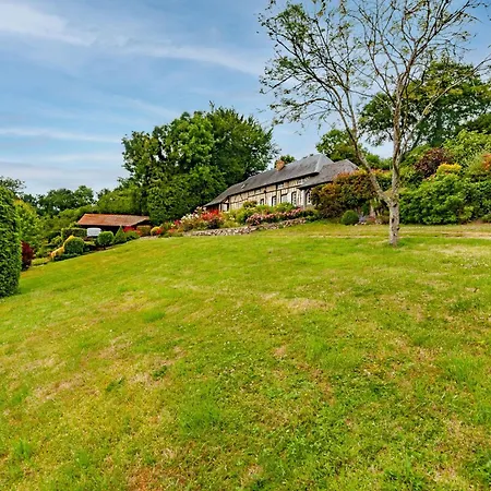 Casa de Férias Fleurs De Mai Heated Pool Playgrounds View *