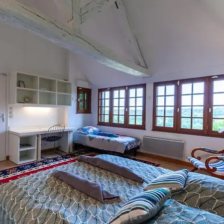 Fleurs De Mai Heated Pool Playgrounds View Hébergement de vacances *