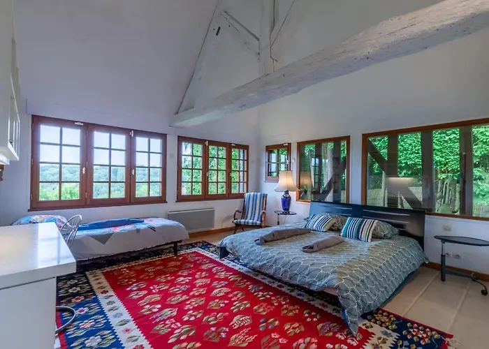 Fleurs De Mai Heated Pool Playgrounds View Holiday home *