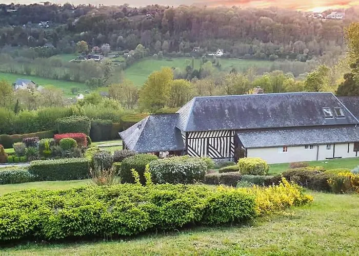 Holiday home Fleurs De Mai Heated Pool Playgrounds View Ablon